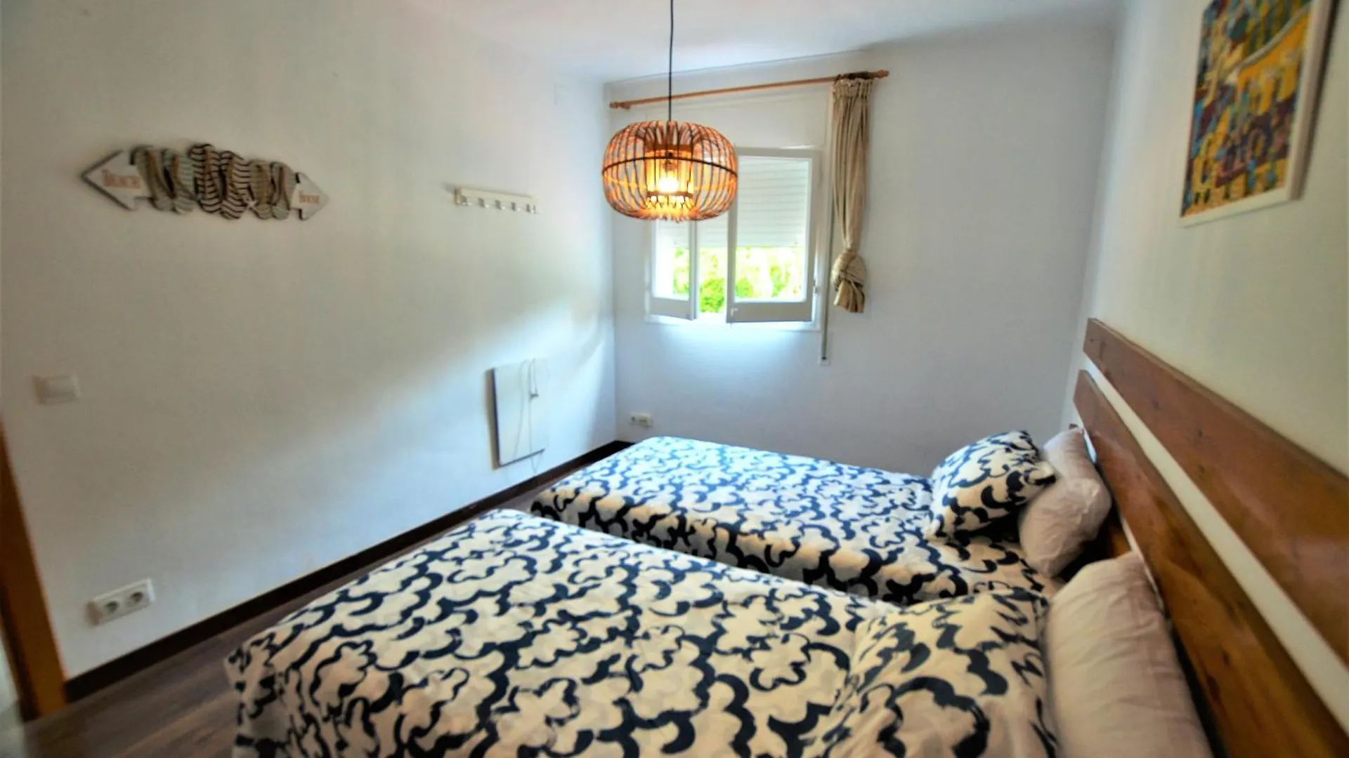 Apartment Sant Trop 5 Pax Lloret De Mar İspanya