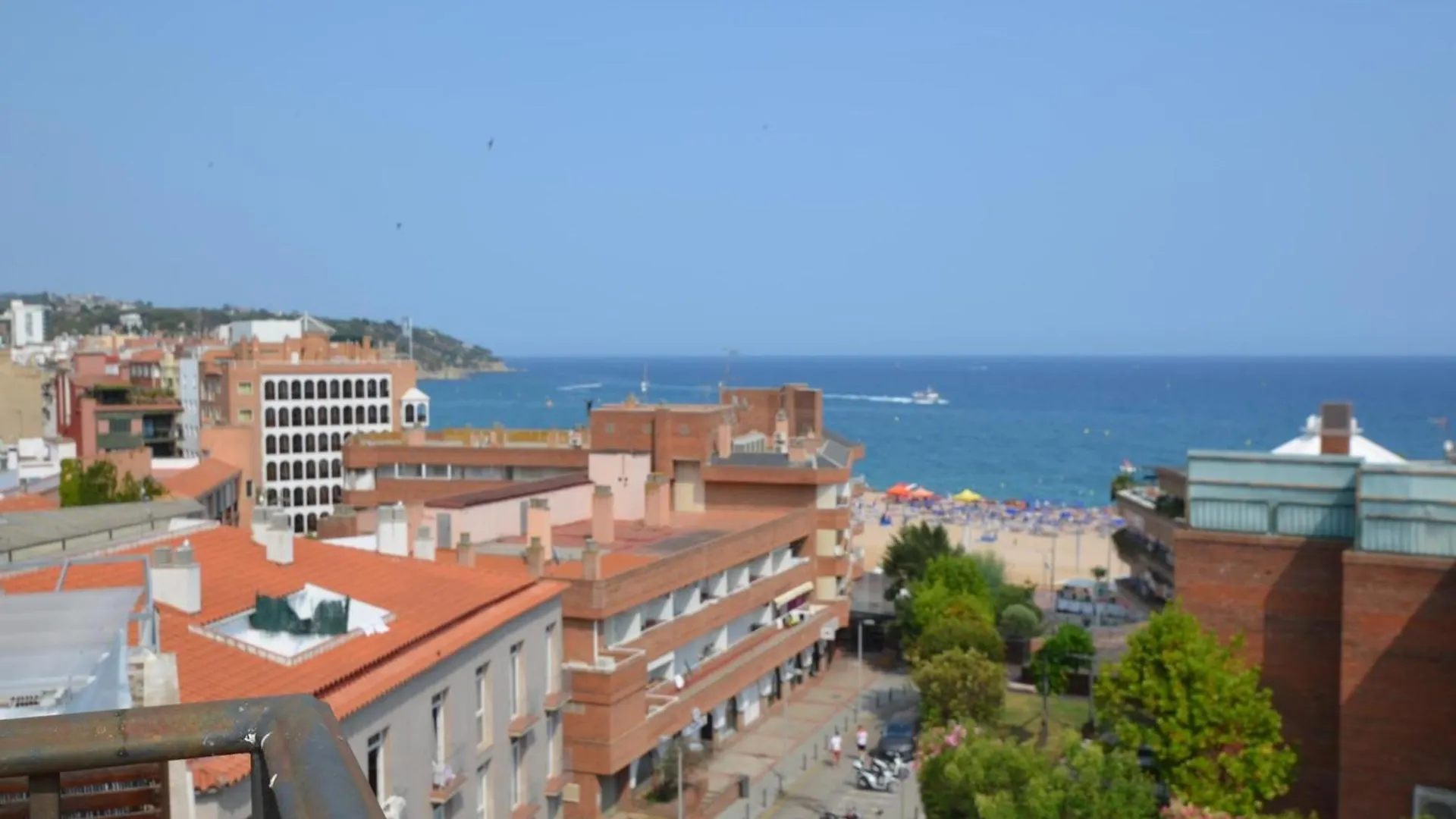 Apartment Sant Trop 5 Pax Lloret De Mar 0*,  İspanya